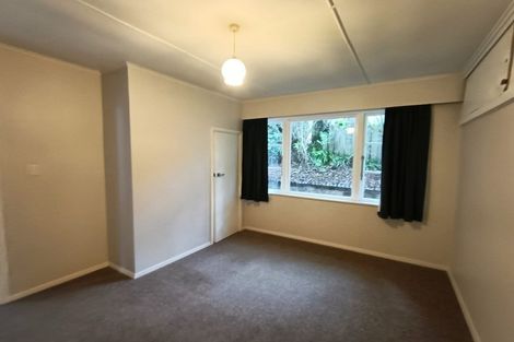 Photo of property in 136 Wyndham Road, Pinehaven, Upper Hutt, 5019