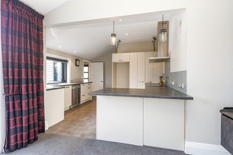 Photo of property in 76 Hawke Street, New Brighton, Christchurch, 8083