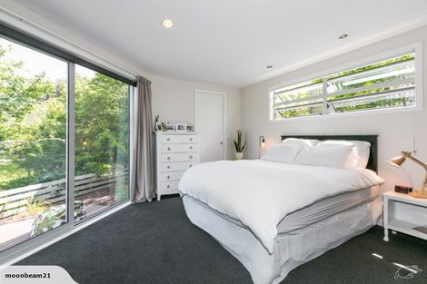 Photo of property in 9a Saint Hill Lane, Havelock North, 4130