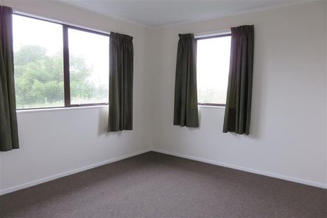 Photo of property in 4 Sarajevo Place, Massey, Auckland, 0614
