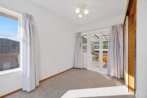 Photo of property in 84 Barrys Road, Glendene, Auckland, 0602