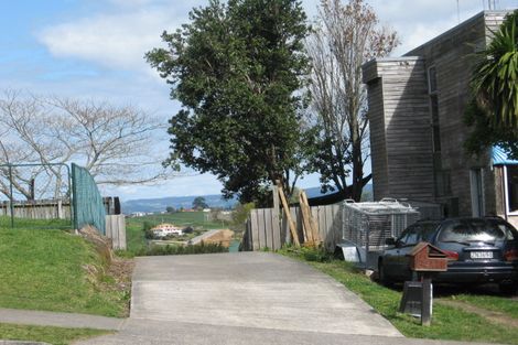Photo of property in 32 Osprey Drive, Welcome Bay, Tauranga, 3112