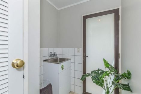 Photo of property in 96a Mako Mako Road, Levin, 5510