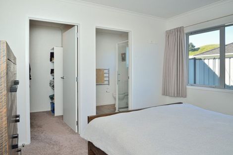 Photo of property in 30 Hamilton Drive, Wainui, Gisborne, 4010