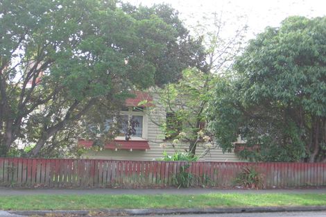 Photo of property in 23 Knowles Street, Terrace End, Palmerston North, 4410