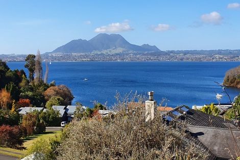 Photo of property in 7 Denmar Rise, Acacia Bay, Taupo, 3330