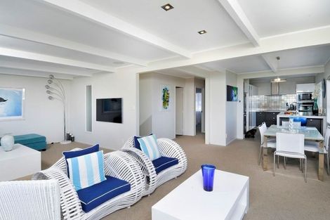 Photo of property in 1/91 Aberdeen Road, Castor Bay, Auckland, 0620