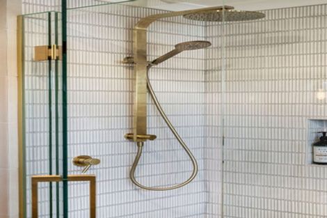 Photo of property in 3/29 Paritai Drive, Orakei, Auckland, 1071