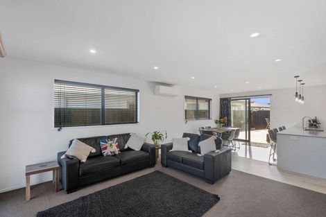 Photo of property in 37 Skibbereen Drive, Halswell, Christchurch, 8025