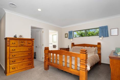 Photo of property in 19 Owen Place, Omokoroa, 3114