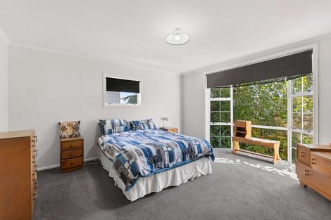Photo of property in 14 Peace Avenue, Moturoa, New Plymouth, 4310