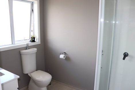 Photo of property in 2 Arthur Street, Holmes Hill, Oamaru, 9401