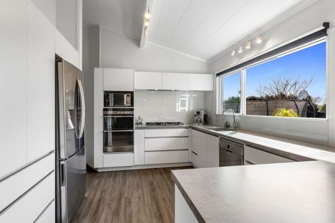 Photo of property in 5a Wesley Avenue, Frankleigh Park, New Plymouth, 4310