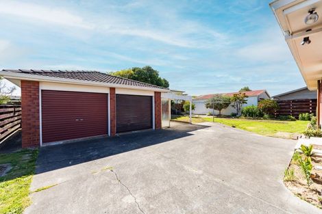 Photo of property in 11 Chippendale Crescent, Highbury, Palmerston North, 4412