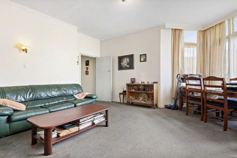 Photo of property in 4/110 Clyde Street, Island Bay, Wellington, 6023