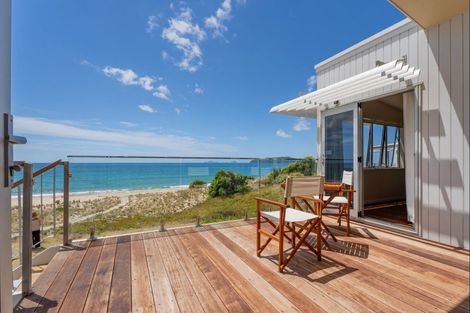 Photo of property in 92 Ocean Beach Road, Tairua, 3508