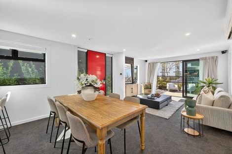 Photo of property in 212 Peterborough Street, Christchurch Central, Christchurch, 8013