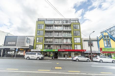 Photo of property in Dual Apartments, 108/142 Vivian Street, Te Aro, Wellington, 6011