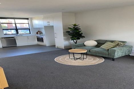 Photo of property in 6/27 Gracefield Avenue, Christchurch Central, Christchurch, 8013