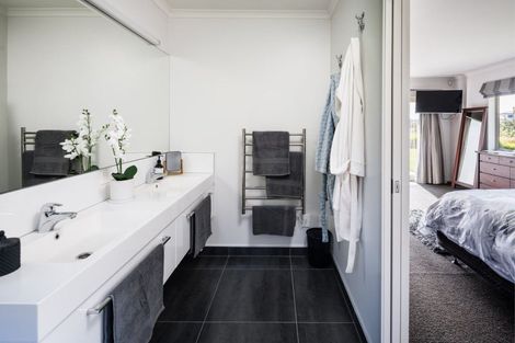 Photo of property in 17 Bentley Rise, Flagstaff, Hamilton, 3210