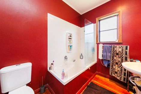 Photo of property in 16 Millar Street, Terrace End, Palmerston North, 4410