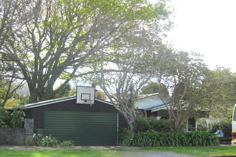 Photo of property in 11 Woodleigh Street, Frankleigh Park, New Plymouth, 4310