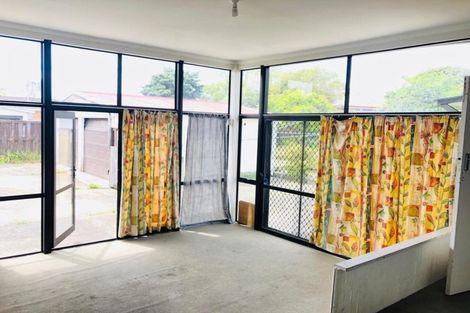 Photo of property in 18 Lupton Road, Manurewa, Auckland, 2102