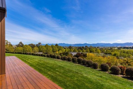 Photo of property in 21 Dry Hills Lane, Riverlands, 7274