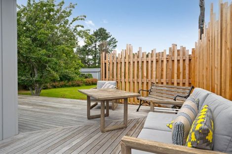 Photo of property in 131 Lincoln Road, Carterton, 5713