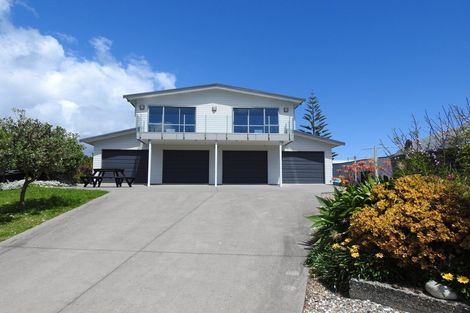 Photo of property in 1 Otautu Wharf Road, Colville, Coromandel, 3584