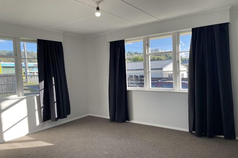 Photo of property in 1055 Fergusson Drive, Clouston Park, Upper Hutt, 5018