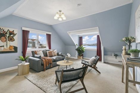 Photo of property in 230 Queens Drive, Lyall Bay, Wellington, 6022