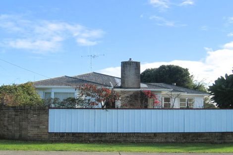 Photo of property in 19 Ngaio Street, Otaki Beach, Otaki, 5512