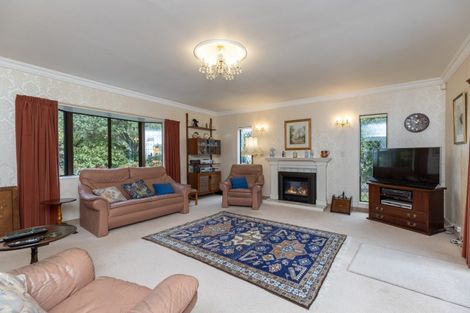 Photo of property in 2 Lavinia Grove, Waikanae Beach, Waikanae, 5036