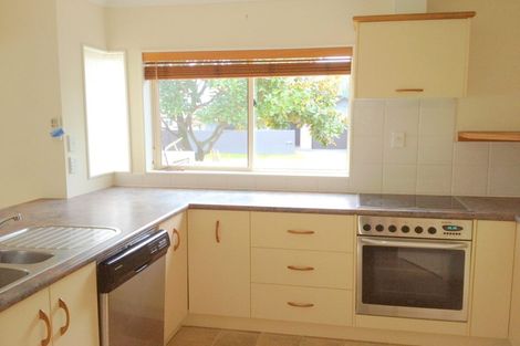 Photo of property in 5 Stableford Drive, Pyes Pa, Tauranga, 3112