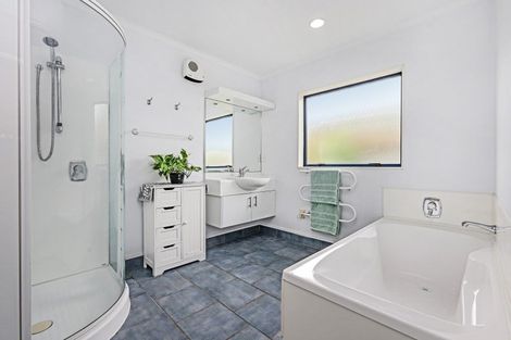 Photo of property in 3 Knightsbridge Place, Taradale, Napier, 4112