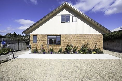 Photo of property in 43 Cobblestone Road, Kakanui, Oamaru, 9495