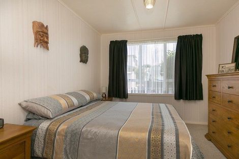 Photo of property in 71 Mould Street, Waitara, 4320