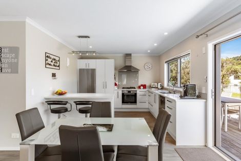 Photo of property in 123 Durrant Drive, Whangamata, 3620