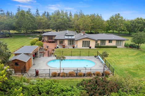 Photo of property in 900 Loburn Whiterock Road, Loburn, Rangiora, 7472