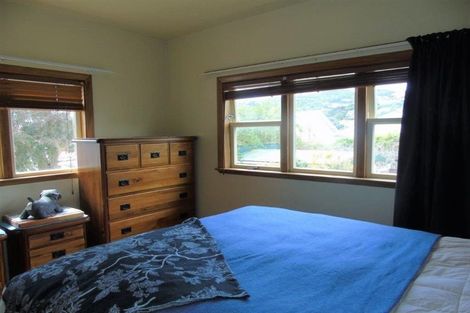 Photo of property in 83 Eden Street, Island Bay, Wellington, 6023