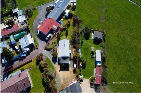 Photo of property in 108 Commercial Street, Takaka, 7110