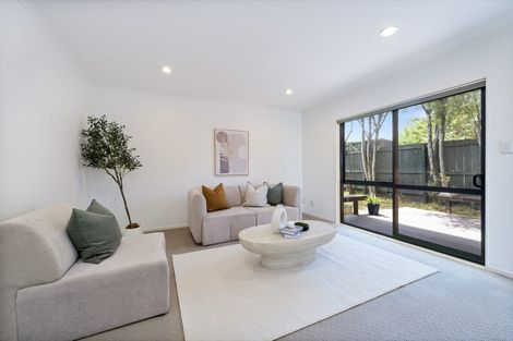 Photo of property in 77g Sturges Road, Henderson, Auckland, 0612