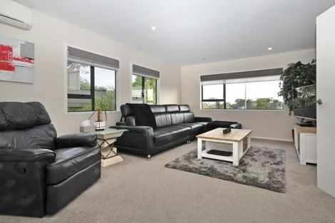 Photo of property in 1b George Laurenson Lane, Mount Roskill, Auckland, 1041