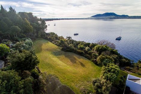 Photo of property in 2/19 Te Kopua Street, Acacia Bay, Taupo, 3330