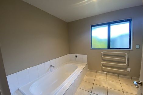 Photo of property in 11 Annaby Drive, Northwood, Christchurch, 8051