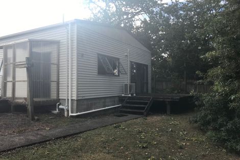 Photo of property in 127 Lancaster Road, Beach Haven, Auckland, 0626