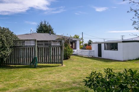 Photo of property in 30 Kitchener Street, Martinborough, 5711