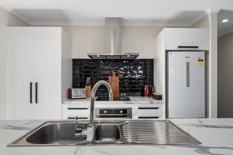 Photo of property in 12 Union Drive, Papamoa, 3118