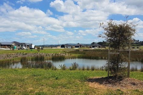 Photo of property in 89 Kaurinui Crescent, One Tree Point, 0118